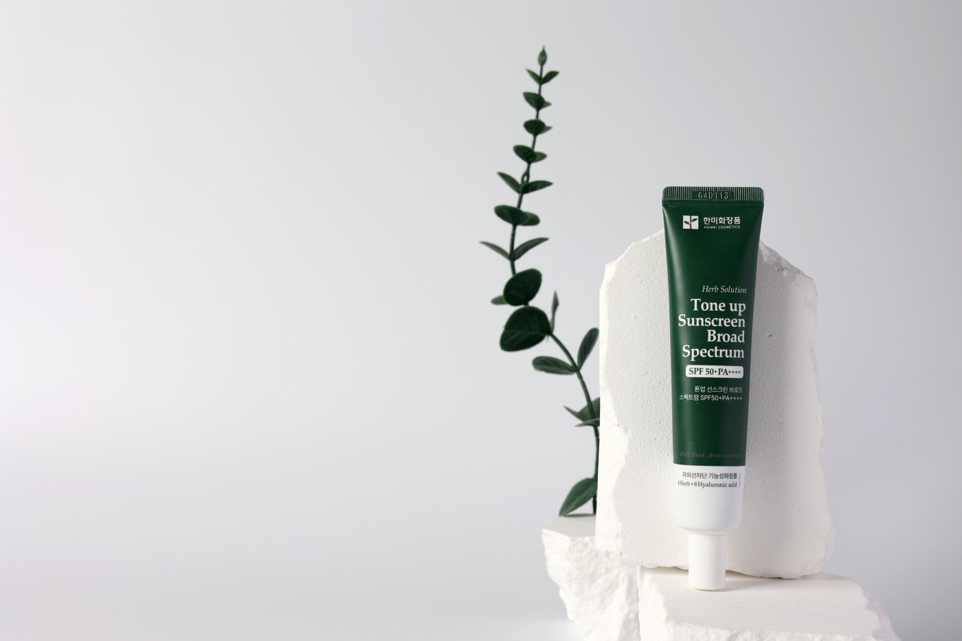 Tone up - Kem chống nắng phổ rộng - Suncream Broad Spectrum Hanmi Cosmetic SPF 50+ PA++++