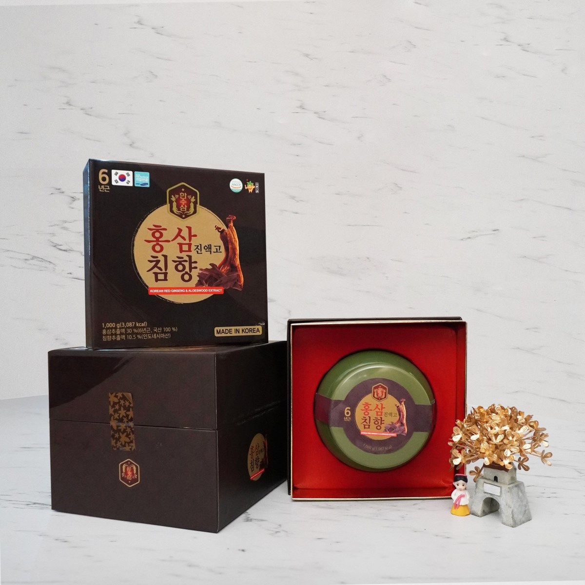 Cao hồng sâm trầm hương hũ (1kg/hộp, 6 hộp/thùng)