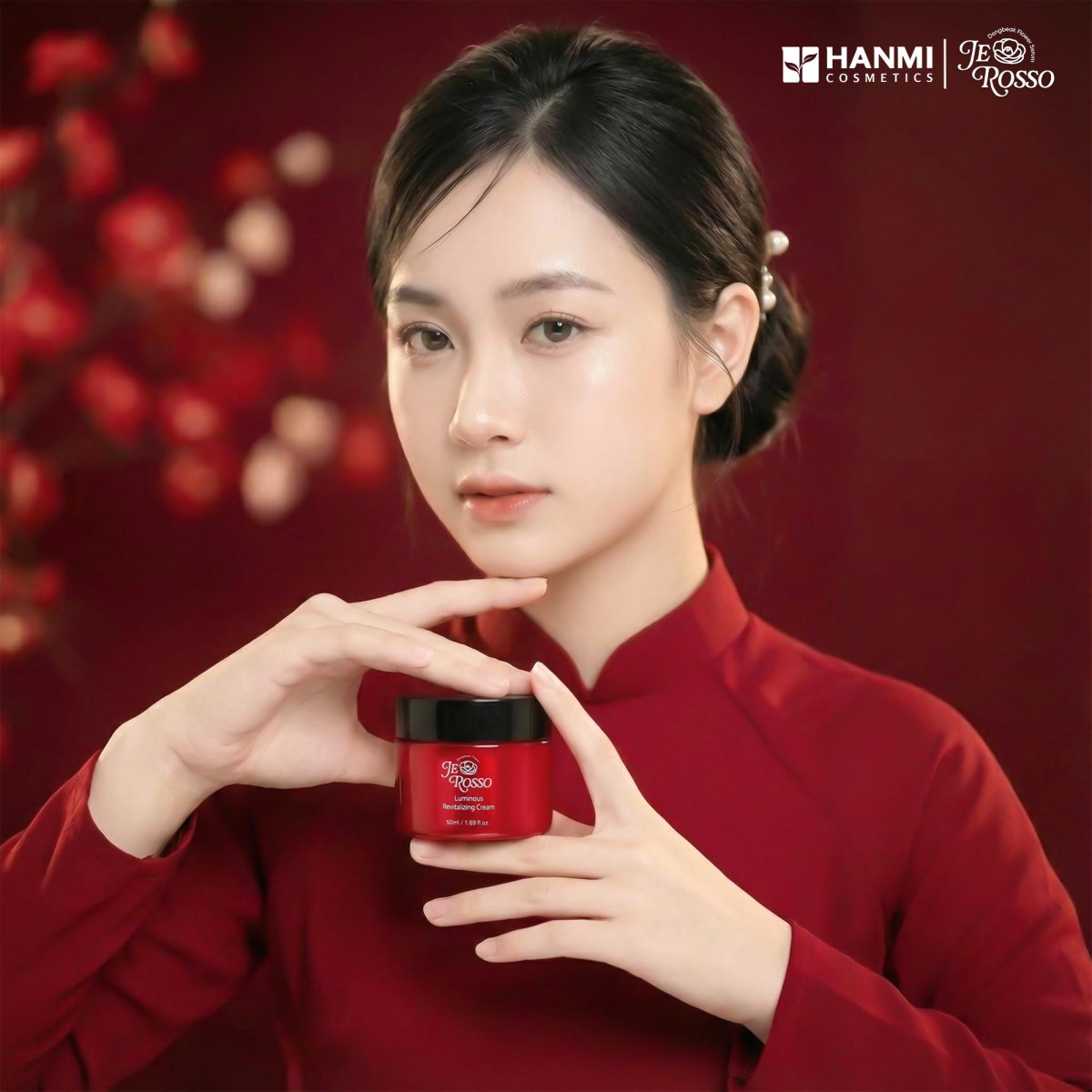 Je Rosso Luminous Revitalizing Cream